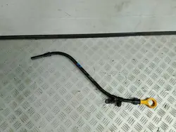 Audi A8 D4 Öljymittatikku OEM 06K115610J - Käytetty