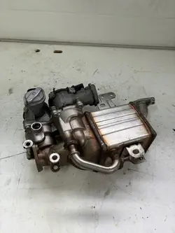 EGR Venttiili Pakokaasun Jäähdytin MAN TGE VW Crafter II