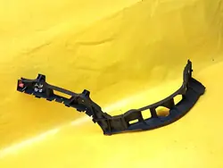 Glissière de pare-chocs arrière droit Opel Zafira B 06-14