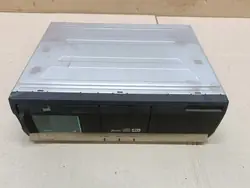 Land Rover CD/DVD-vaihtaja OEM XQE500060 - Käytetty