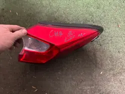 Rechte Außenleuchte OEM 81550-F4010 für Toyota C-HR