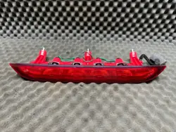 Kolmas Jarruvalo OEM 92700-H8010 Kia Rio IV:lle