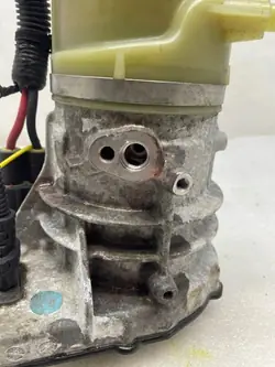 Pompe de direction assistée Renault OE 491108485R
