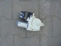 Oikea takaluukun moottori Seat Altea 5P0839462A