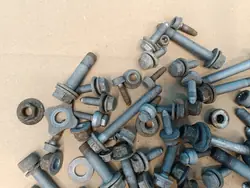 OEM 4,30kg jousituspultit Audi Q3 F3 Sportbackille