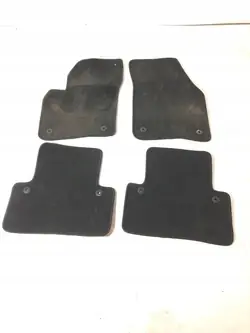 Tapis de voiture Volvo V50 OEM 31332127 - Occasion