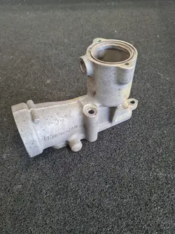 Kühlmittel-Filtergehäuse OEM 51063030095 für MAN TGX/TGS