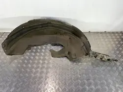 Subaru Legacy 6 Lift BN 2019 takavasen lokasuoja OEM 59122AL010