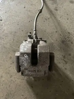 2007 BMW X5 E70 Hinterer Bremssattel 34216776787