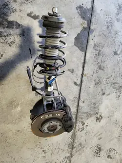 Amortizzatore McPherson anteriore destro Citroen C3 III 1.5 BlueHDI OEM