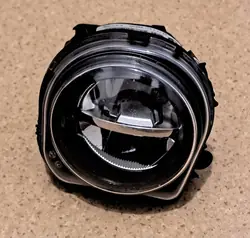 FARO DE NEBLINA ESQUERDO BMW 5 F10 F11 LCI 7311293 LED