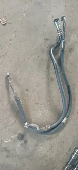 Servostyrningsslang OEM BMW 5 E39 525D 530D