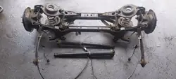 OEM KOMPLETNE ZAWIESZENIE BELKA SANKI TYŁ VOLVO V40 II HB 5D