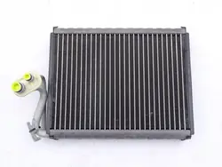 MERCEDES S-LUOKKA W221 05-13 A/C KONDENSOINTI A2218300358