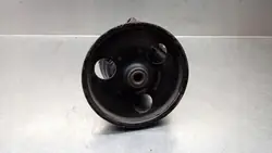 Bomba de dirección asistida 8200575303 Renault Clio Thalia Dacia 1.5 DCI