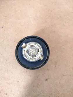 Bouchon de réservoir OEM 100 pour Mercedes Classe E W202