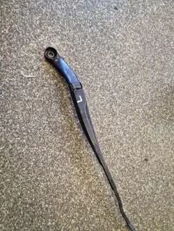Balais d'essuie-glace avant OEM 68145473AB Chrysler 300M