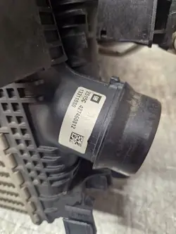 Opel OE 13360890 Radiateur d'eau Ventilateur