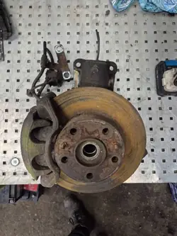Mangueta delantera izquierda OEM ZWROTNICALEWYPRZ Citroen Jumper