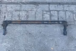 Kylarfäste VOLVO V40 ESTATE 1.6L diesel 2012 OEM 31293957