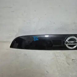 Cubierta Compuerta Trasera Nissan OE 908121KA - Usado