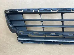 Gitter OEM 5G0853677A Untere Frontstoßstange VW Golf 7