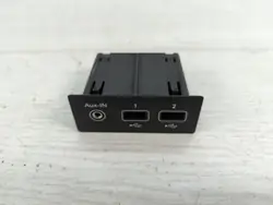AUX/USB-Anschluss Renault Arkana OEM 280231553R
