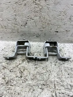Oikea takaluukun sarana OEM 51249803050 MINI COUNTRYMAN
