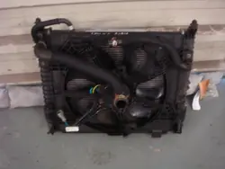 Radiateur d'eau Nissan Note E12 1.5