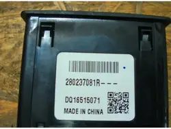 Module de charge USB/AUX OEM 280237081R Renault Talisman