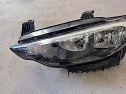 Farol Esquerdo Fiat Tipo II 52113800