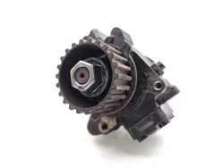 Pompe à injection haute pression Peugeot 5008 OEM 9672605380