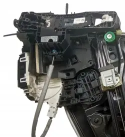 OEM MOC-KLAM-PE-PD-Q30-QX-30 Höger Framdörrhandtagsfäste