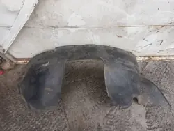 VW T5 7E Etuvasen lokasuoja 7E0809961