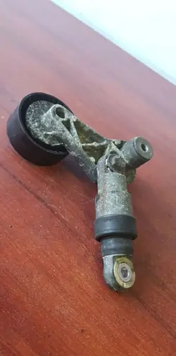 Tendeur de courroie alternateur OEM 1709613 BMW 5 E39