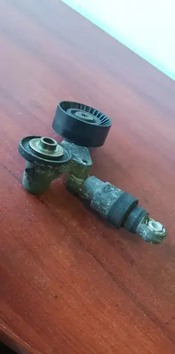 Tendeur de courroie alternateur OEM 1709613 BMW 5 E39