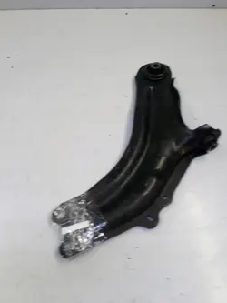 RENAULT KANGOO II BRAS DE SUSPENSION GAUCHE 8200586564