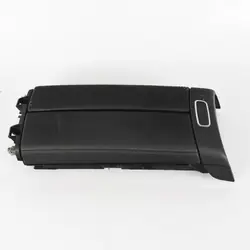 Nahka-kyynärnoja OEM A1776806603 Mercedes GLA:lle