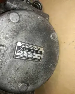 COMPRESSEUR DE CLIMATISATION MERCEDES R107 1161310101
