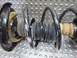 Etuvasen Jousitus OEM S26309751 Renault Clio IV