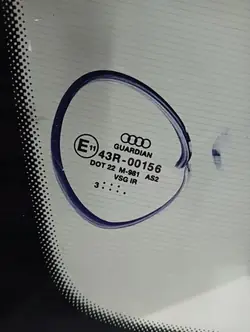 Vitre arrière OEM 00156 Audi A8 D3 2002-2010