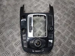 Ventilatiepaneel + Radiopaneel Audi Q5 2009