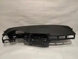 Audi A4 B9 Instrumentbrädskonsol OEM 8W1857001H Begagnad