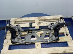 Travesaño Delantero VW Passat B8 OEM 3Q0199369E - Usado