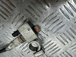 Abrazadera cable batería Honda OE OEM Odyssey 2014
