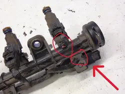 Rampe d'injection avec injecteurs Hyundai i10 2007 1.1 Essence