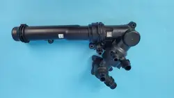 BMW X6 G06 Caja Termostato OEM 8596429 8596115