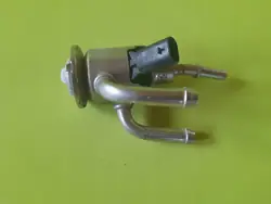AdBlue-Injektor OEM A0004905300 für Mercedes Sprinter