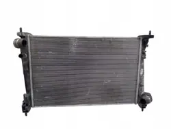 Radiador de agua Fiat Bravo II 1.9 D OEM 55700617