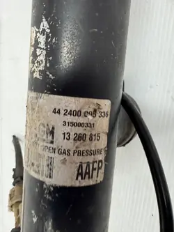 Amortiguadores traseros OPEL ASTRA J Conjunto OEM 13260814 13260815
